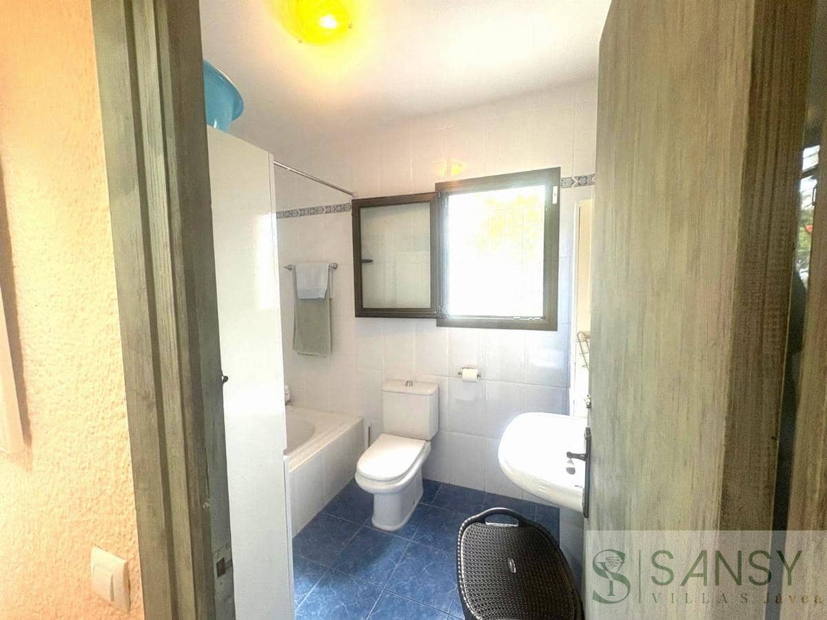 3 sovrum Villa till salu i Javea / Xabia med pool garage - 695 000 € (Ref: 9279876)