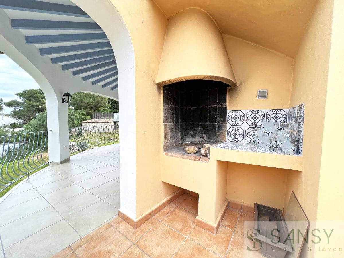 4 slaapkamer Villa te koop in Javea / Xabia met zwembad garage - € 875.000 (Ref: 9306199)