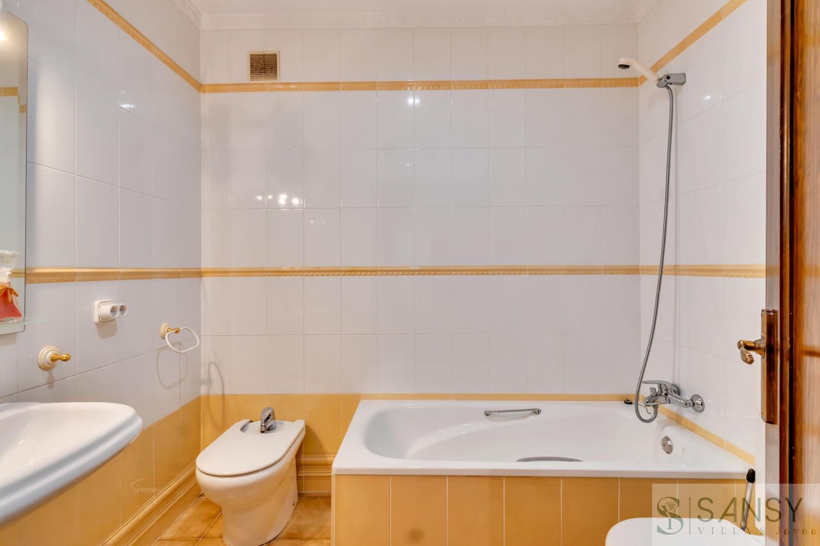 3 soverom Villa til salgs i Javea / Xabia med svømmebasseng garasje - € 1 095 000 (Ref: 9306201)