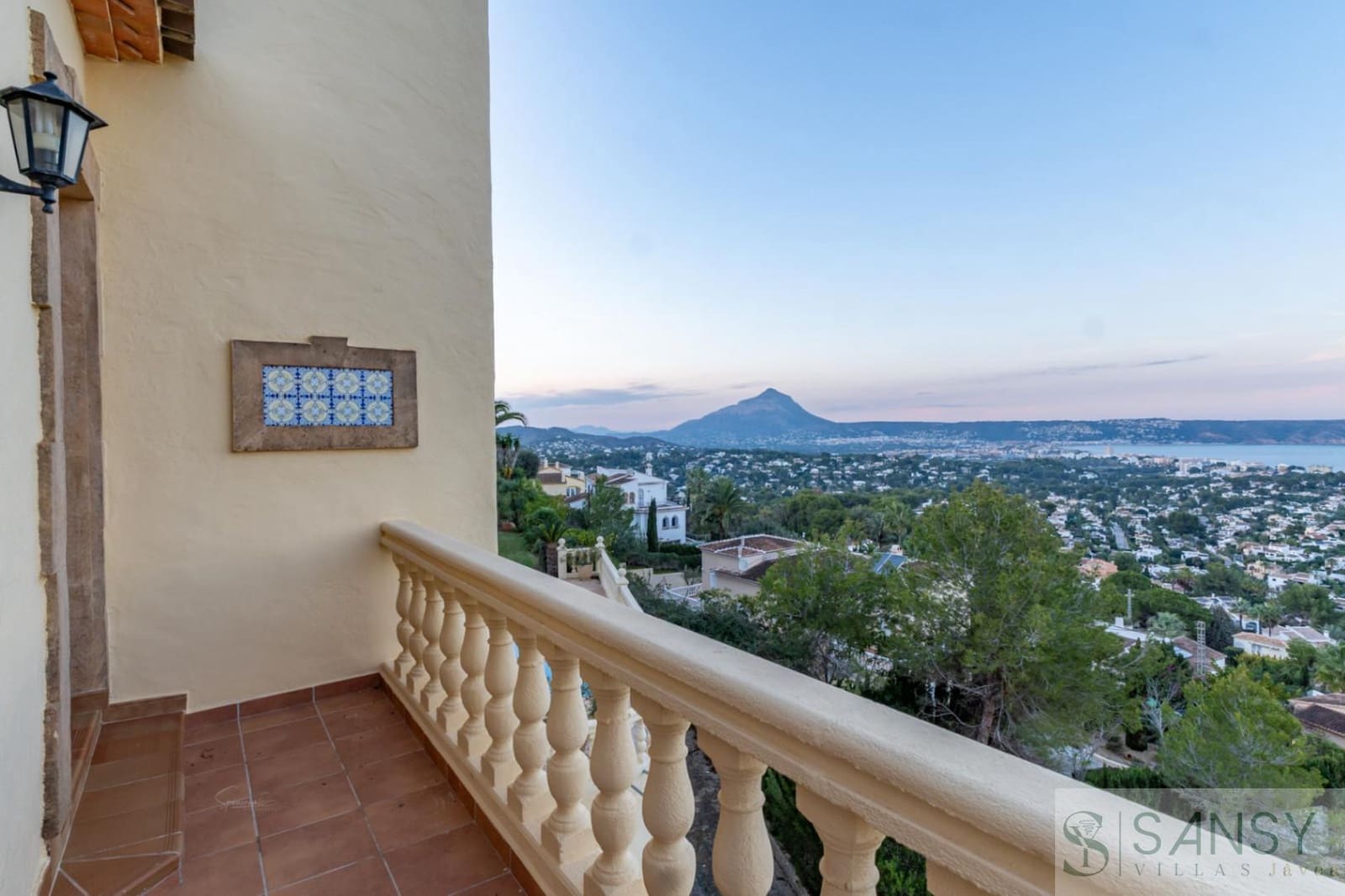 3 soverom Villa til salgs i Javea / Xabia med svømmebasseng garasje - € 1 095 000 (Ref: 9306201)