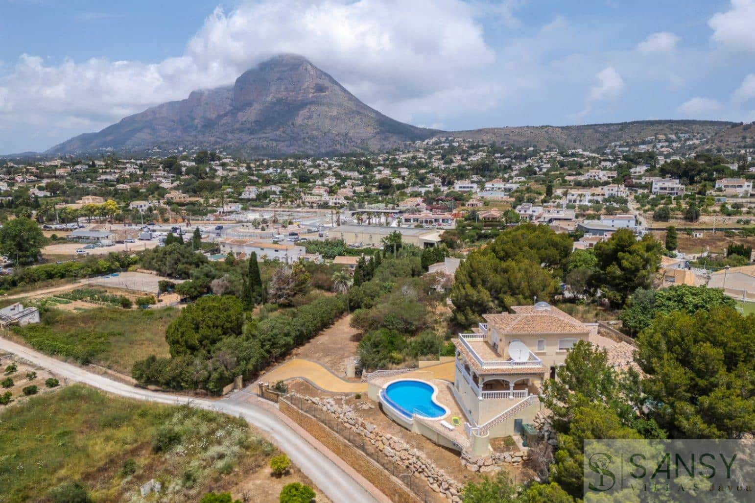 4 slaapkamer Villa te koop in Javea / Xabia met zwembad garage - € 849.000 (Ref: 9306202)