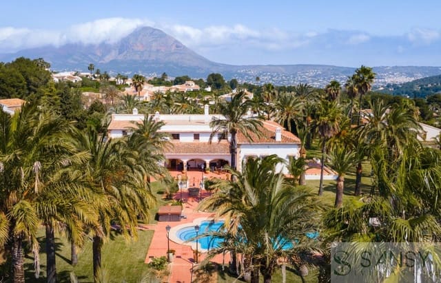 13 Zimmer Villa zu verkaufen in Centro ciudad, Javea / Xàbia mit Pool Garage - 3.450.000 € (Ref: 9306203)