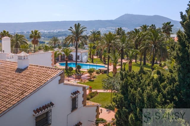 13 Zimmer Villa zu verkaufen in Centro ciudad, Javea / Xàbia mit Pool Garage - 3.450.000 € (Ref: 9306203)