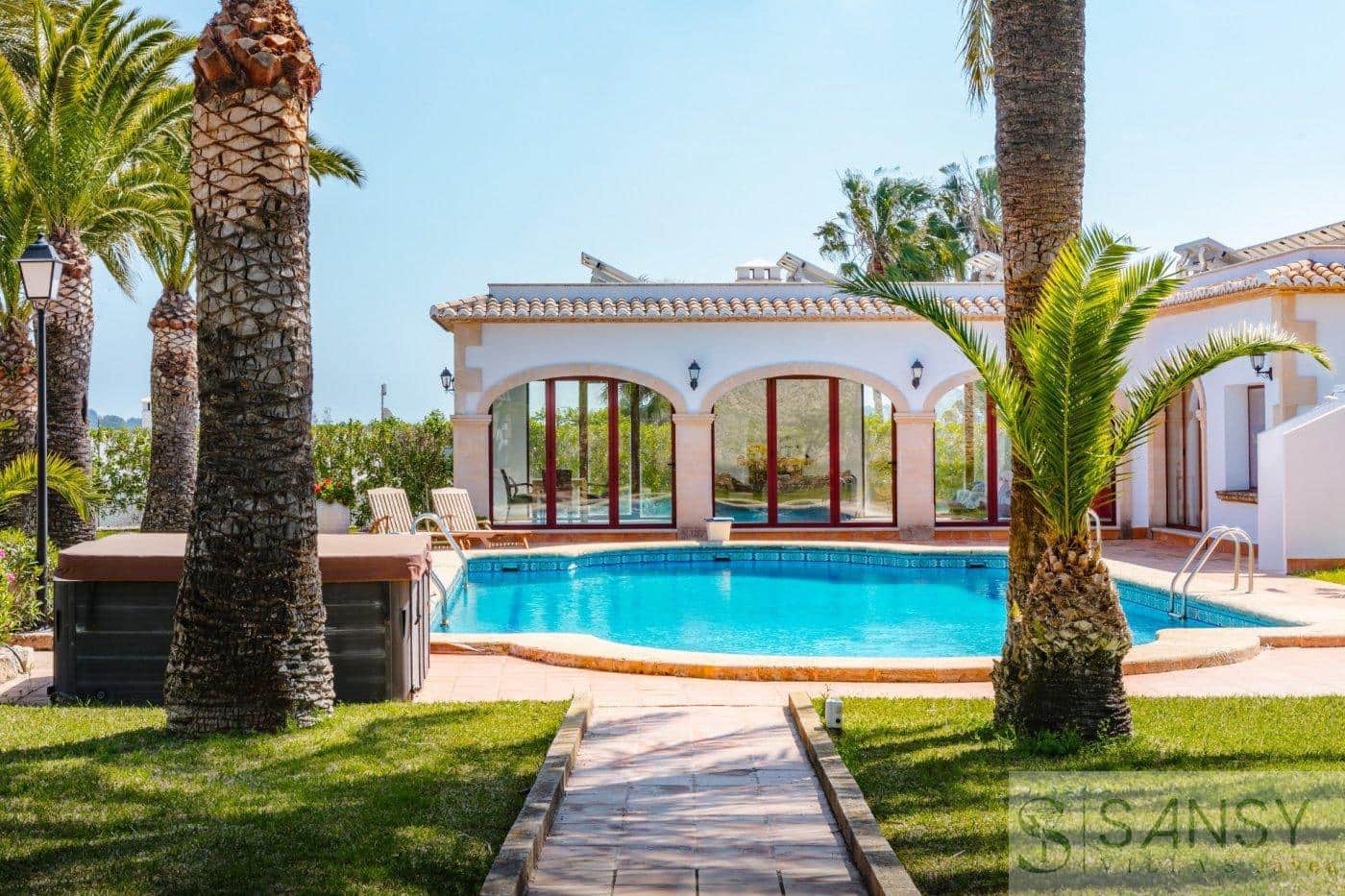 Chalet de 13 habitaciones en Javea / Xàbia en venta con piscina garaje - 3.450.000 € (Ref: 9306203)