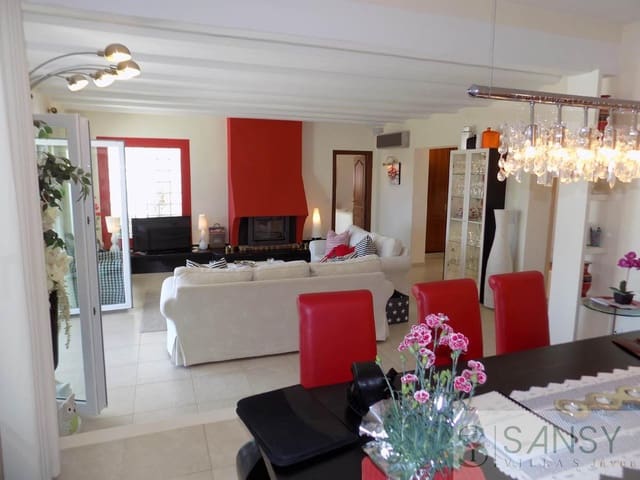 Chalet de 4 habitaciones en Moraira, Teulada-Moraira en venta con piscina garaje - 1.500.000 € (Ref: 9306208)