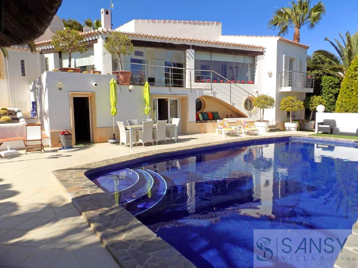 4 bedroom Villa for sale in Teulada-Moraira with pool garage - € 1,500,000 (Ref: 9306208)