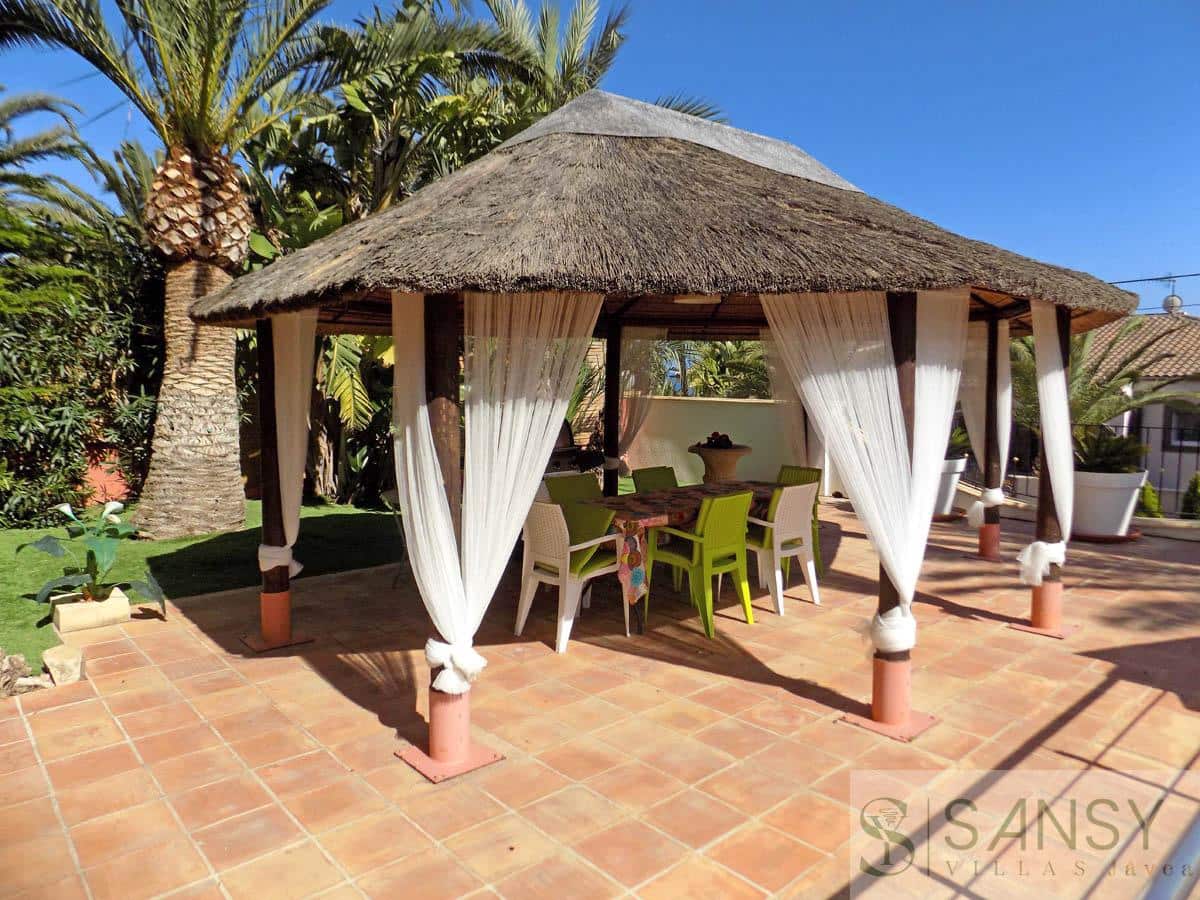 4 bedroom Villa for sale in Teulada-Moraira with pool garage - € 1,500,000 (Ref: 9306208)