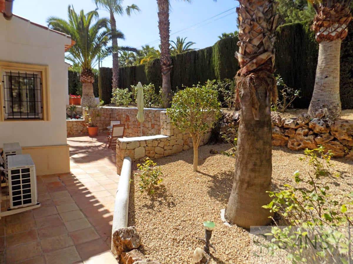 4 bedroom Villa for sale in Teulada-Moraira with pool garage - € 1,500,000 (Ref: 9306208)
