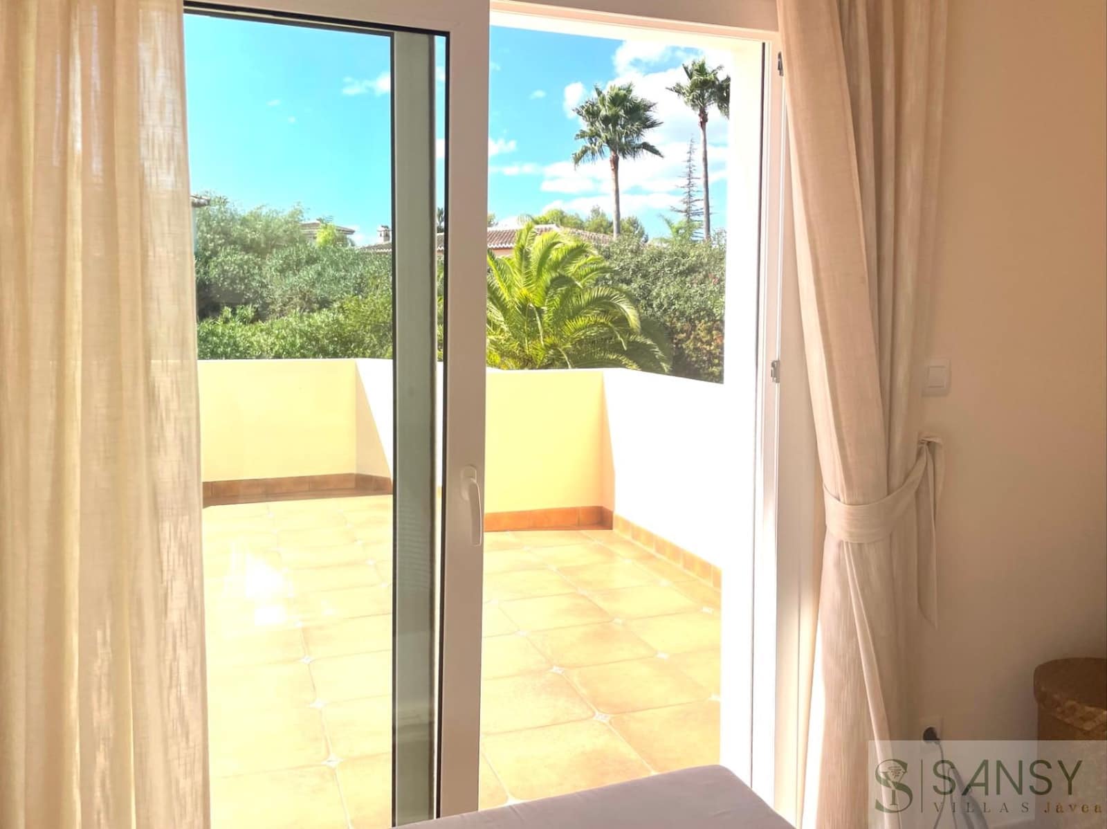 7 soveværelse Villa til salg i Javea / Xabia med swimmingpool garage - € 1.500.000 (Ref: 9306211)