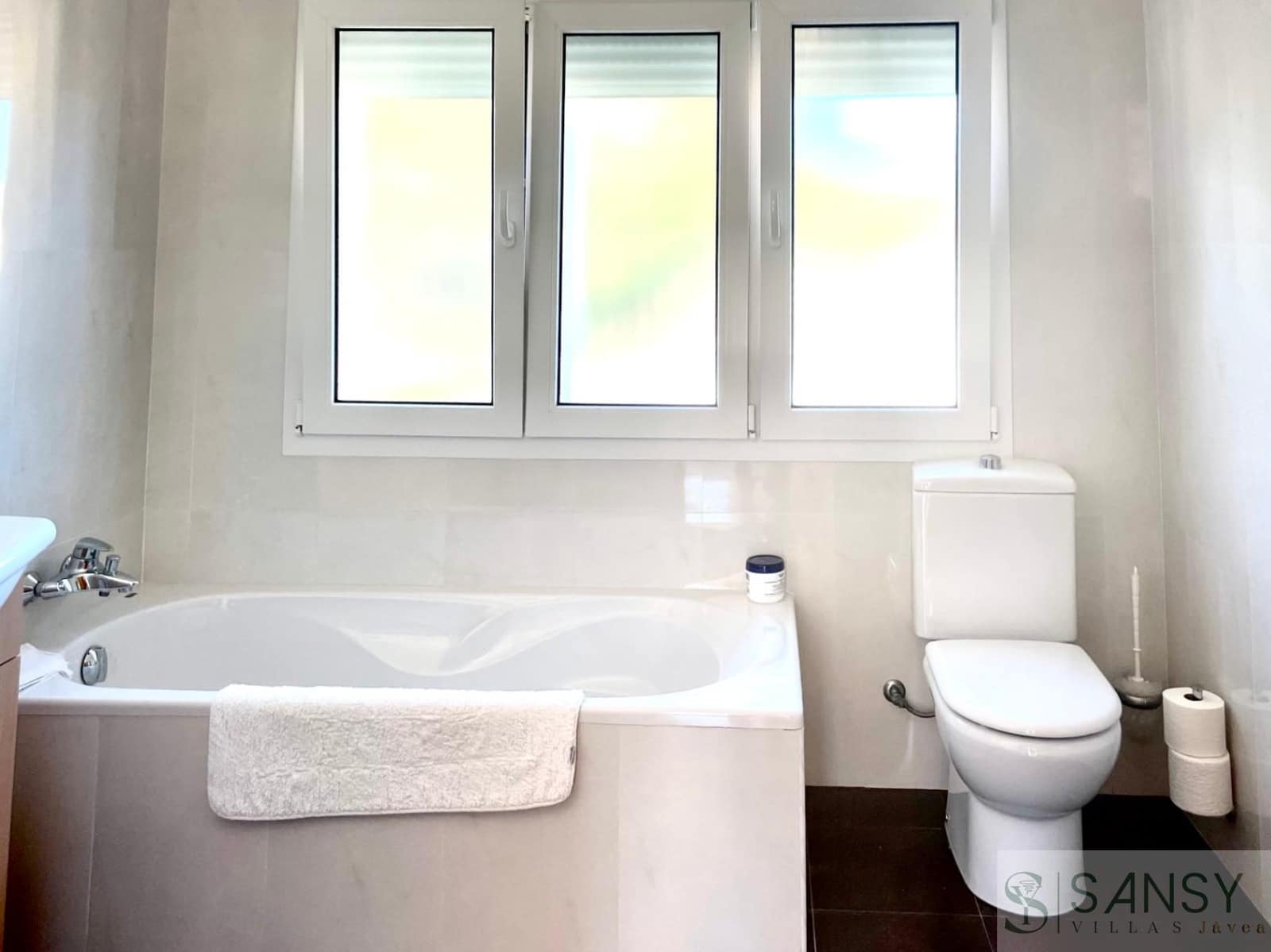 7 soveværelse Villa til salg i Javea / Xabia med swimmingpool garage - € 1.500.000 (Ref: 9306211)