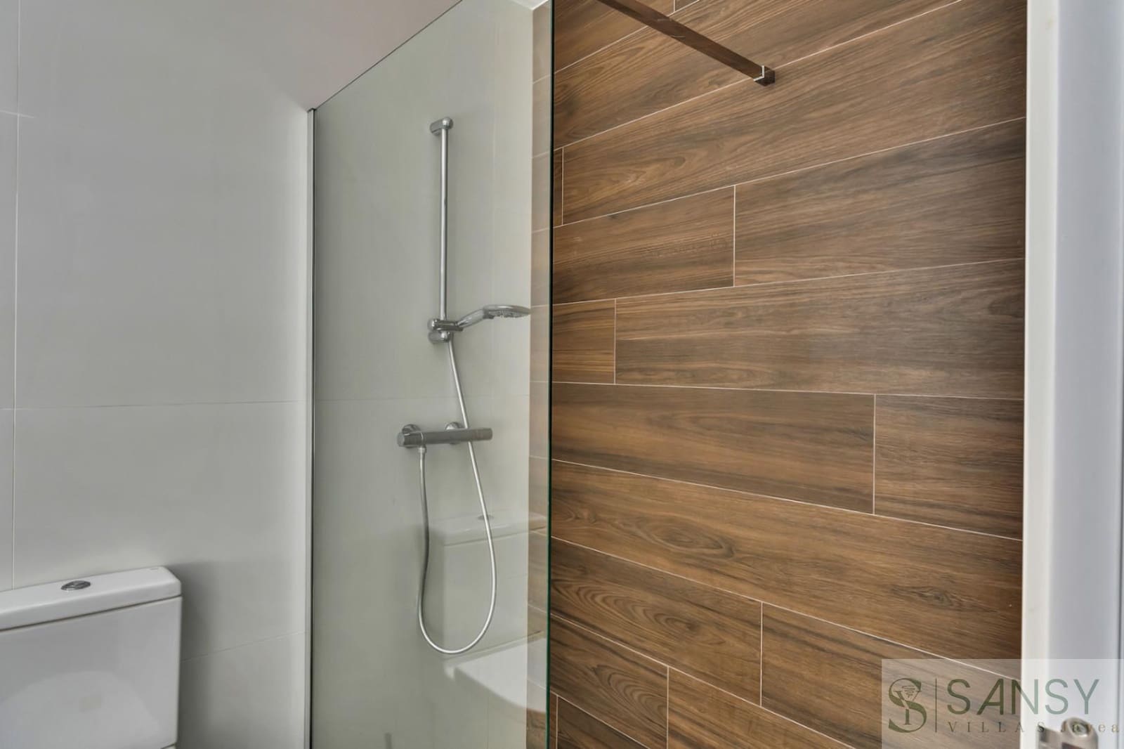 Chalet de 4 habitaciones en Teulada-Moraira en venta con piscina garaje - 1.495.000 € (Ref: 9306213)