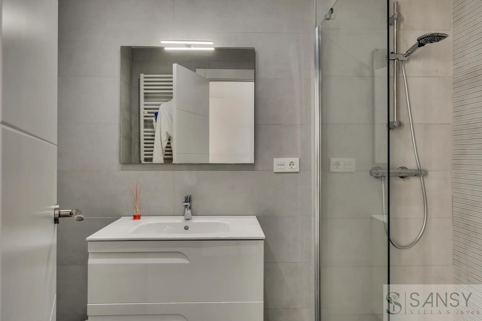 Chalet de 4 habitaciones en Teulada-Moraira en venta con piscina garaje - 1.495.000 € (Ref: 9306213)