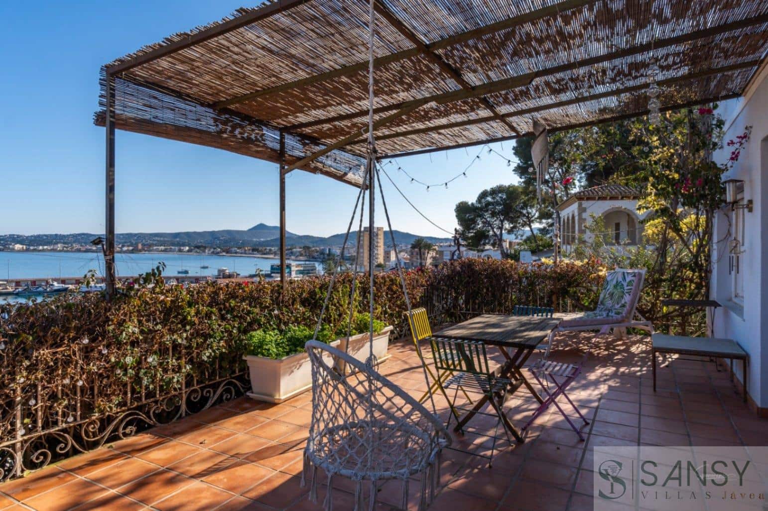 4 makuuhuone Huvila myytävänä paikassa Javea / Xabia mukana uima-altaan 
autotalli - 2 680 000 € (Ref: 9306214)