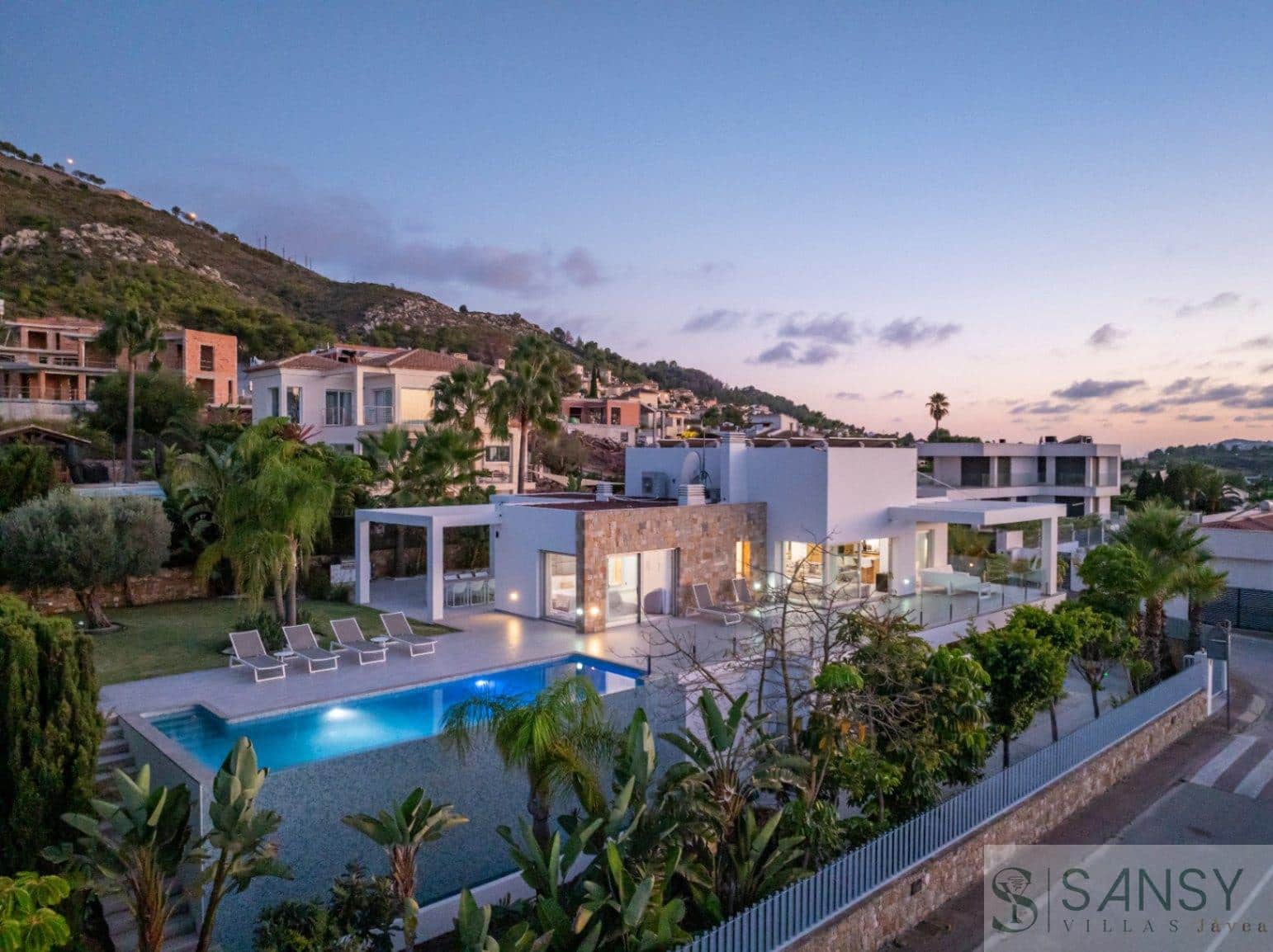 5 sovrum Lägenhet till salu i Javea / Xabia med pool garage - 1 695 000 € (Ref: 9306216)