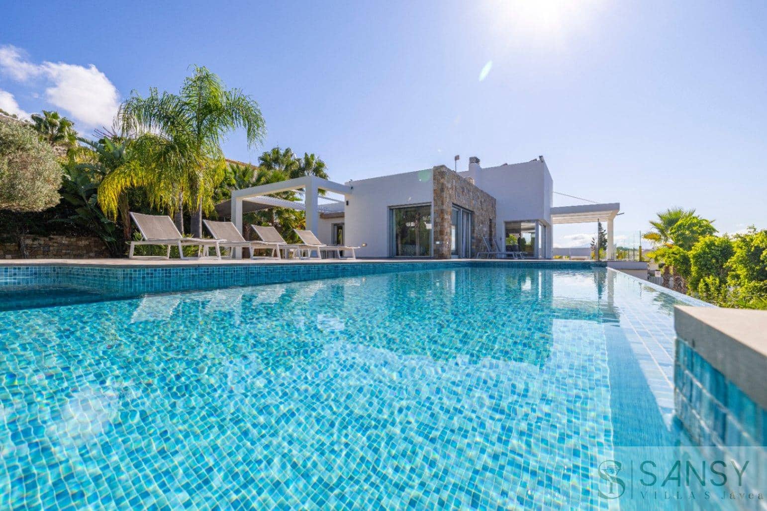 5 sovrum Lägenhet till salu i Javea / Xabia med pool garage - 1 695 000 € (Ref: 9306216)
