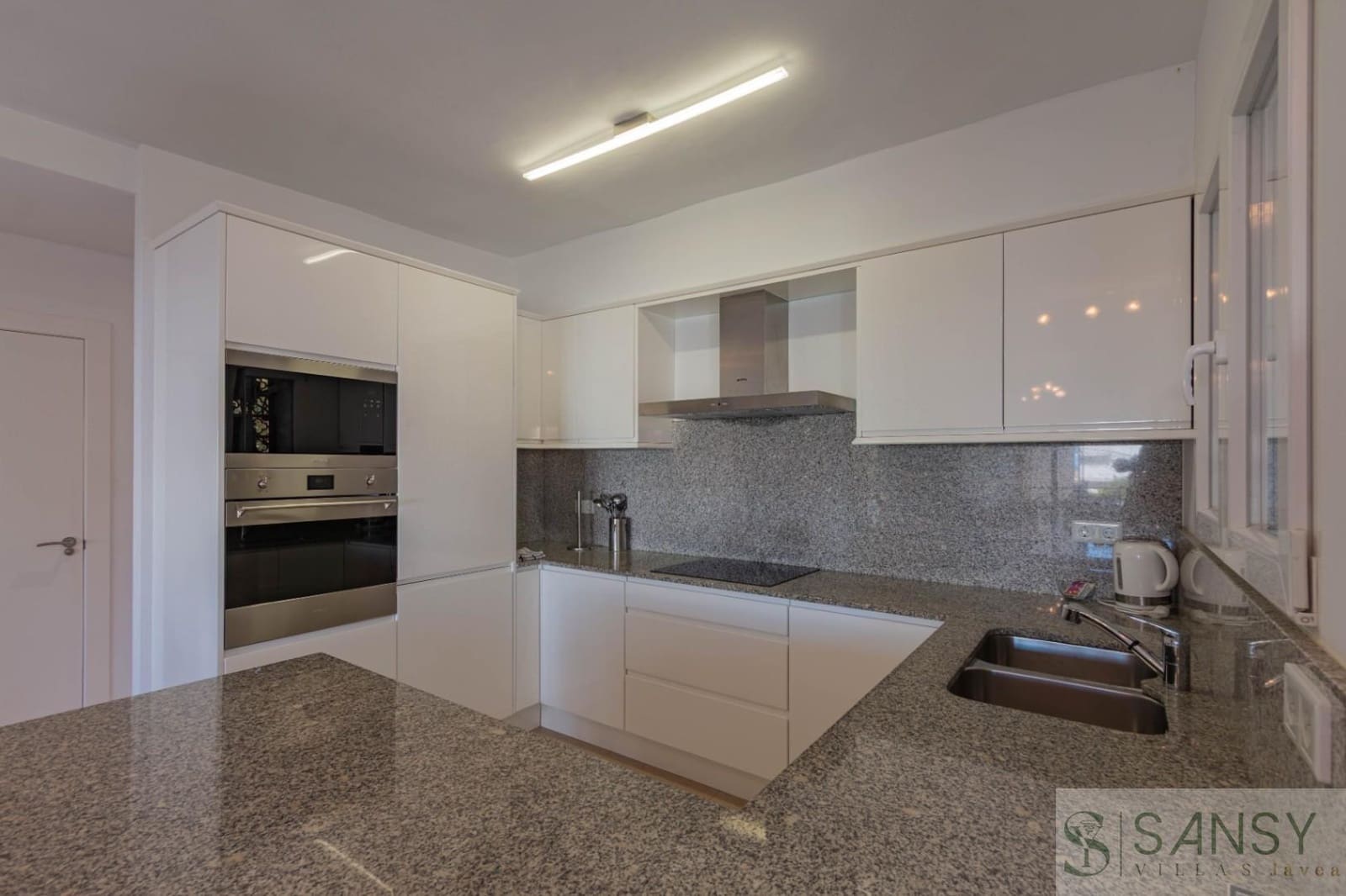 2 soverom Leilighet til salgs i Javea / Xabia med svømmebasseng garasje - € 349 000 (Ref: 9308077)