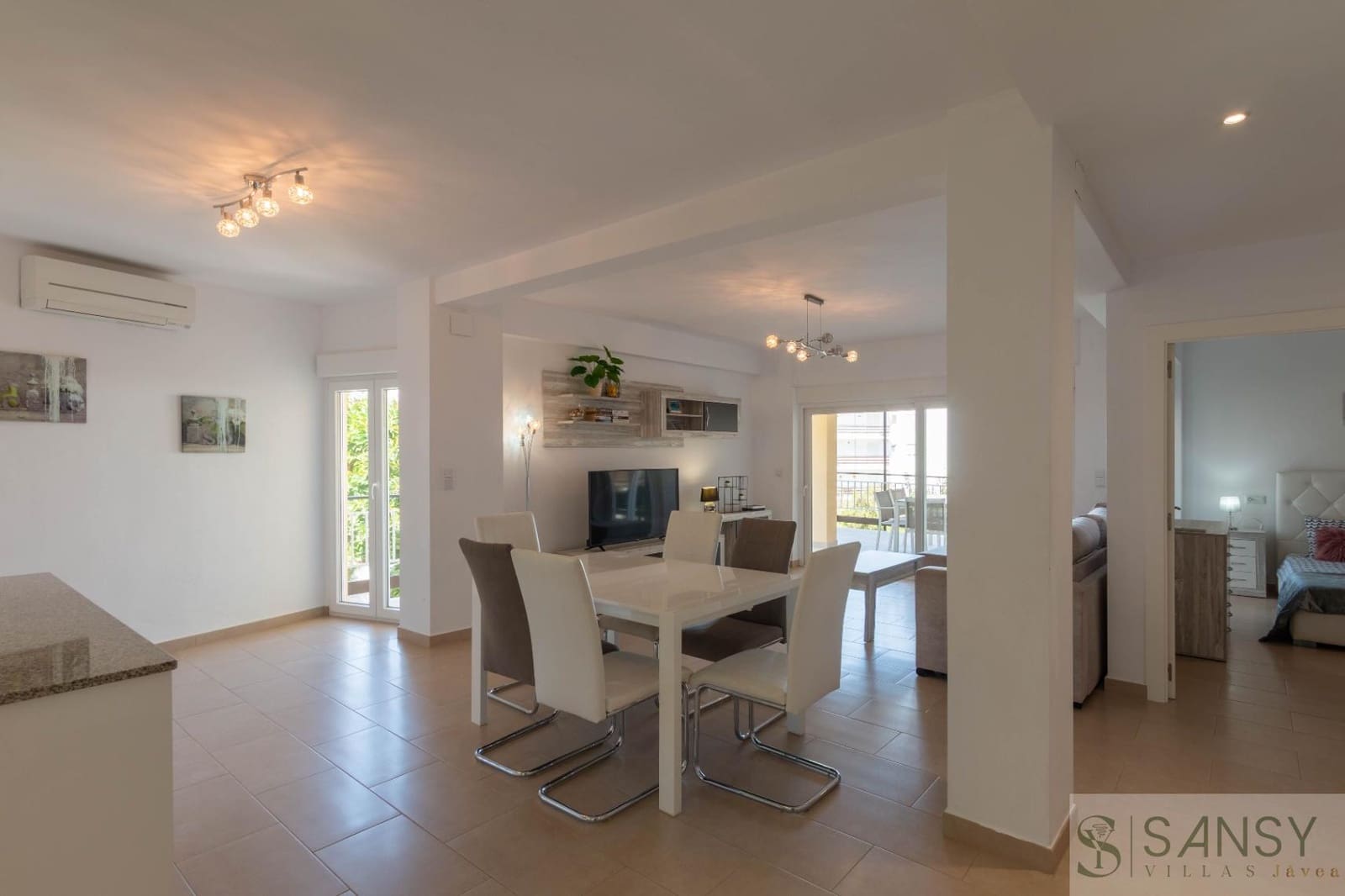 2 soverom Leilighet til salgs i Javea / Xabia med svømmebasseng garasje - € 349 000 (Ref: 9308077)