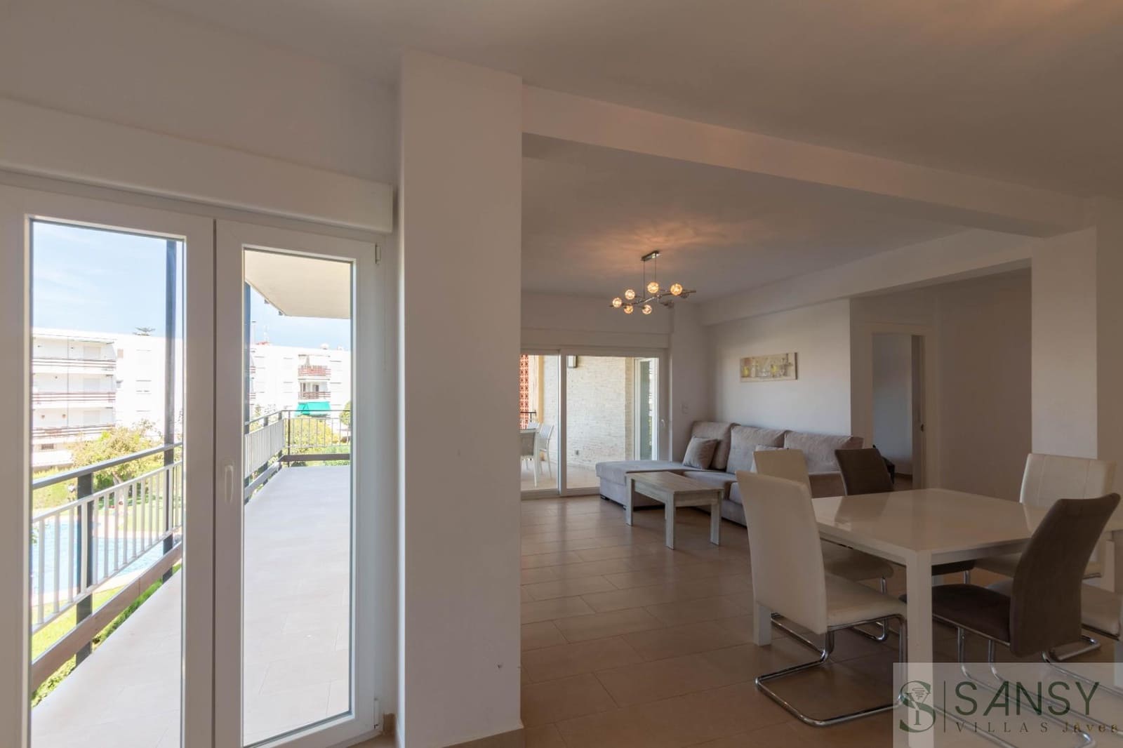 2 soverom Leilighet til salgs i Javea / Xabia med svømmebasseng garasje - € 349 000 (Ref: 9308077)