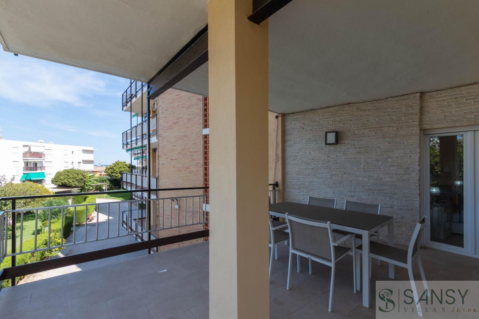 2 soverom Leilighet til salgs i Javea / Xabia med svømmebasseng garasje - € 349 000 (Ref: 9308077)