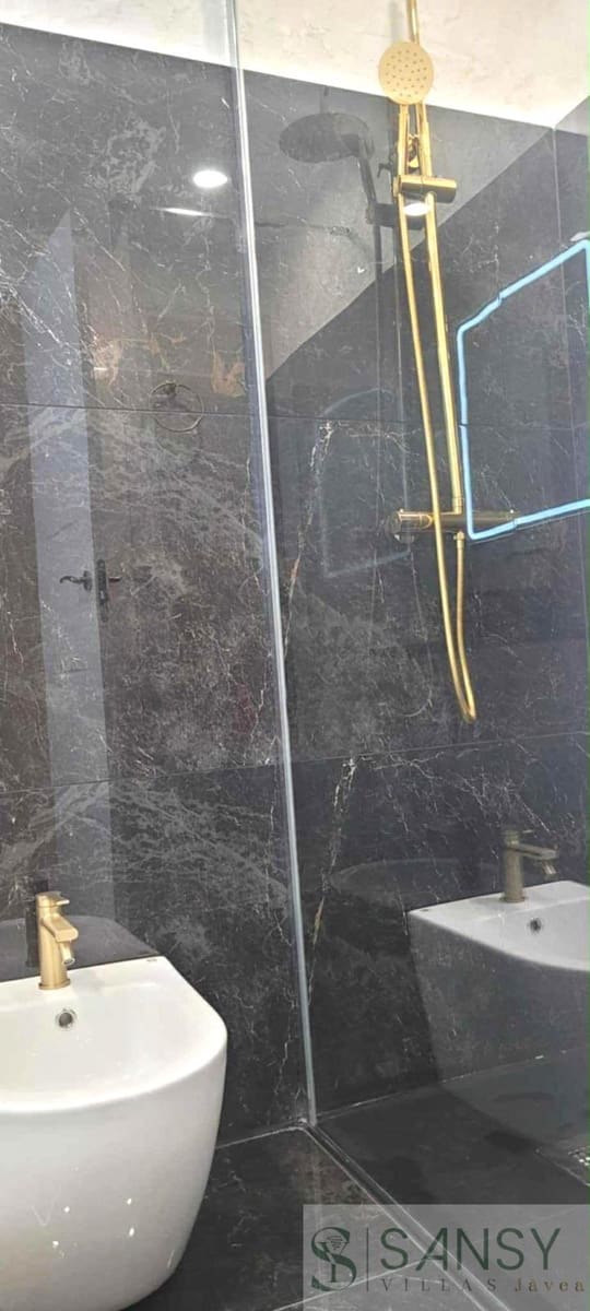 Apartamento de 4 habitaciones en Daimús en venta - 159.000 € (Ref: 9310234)