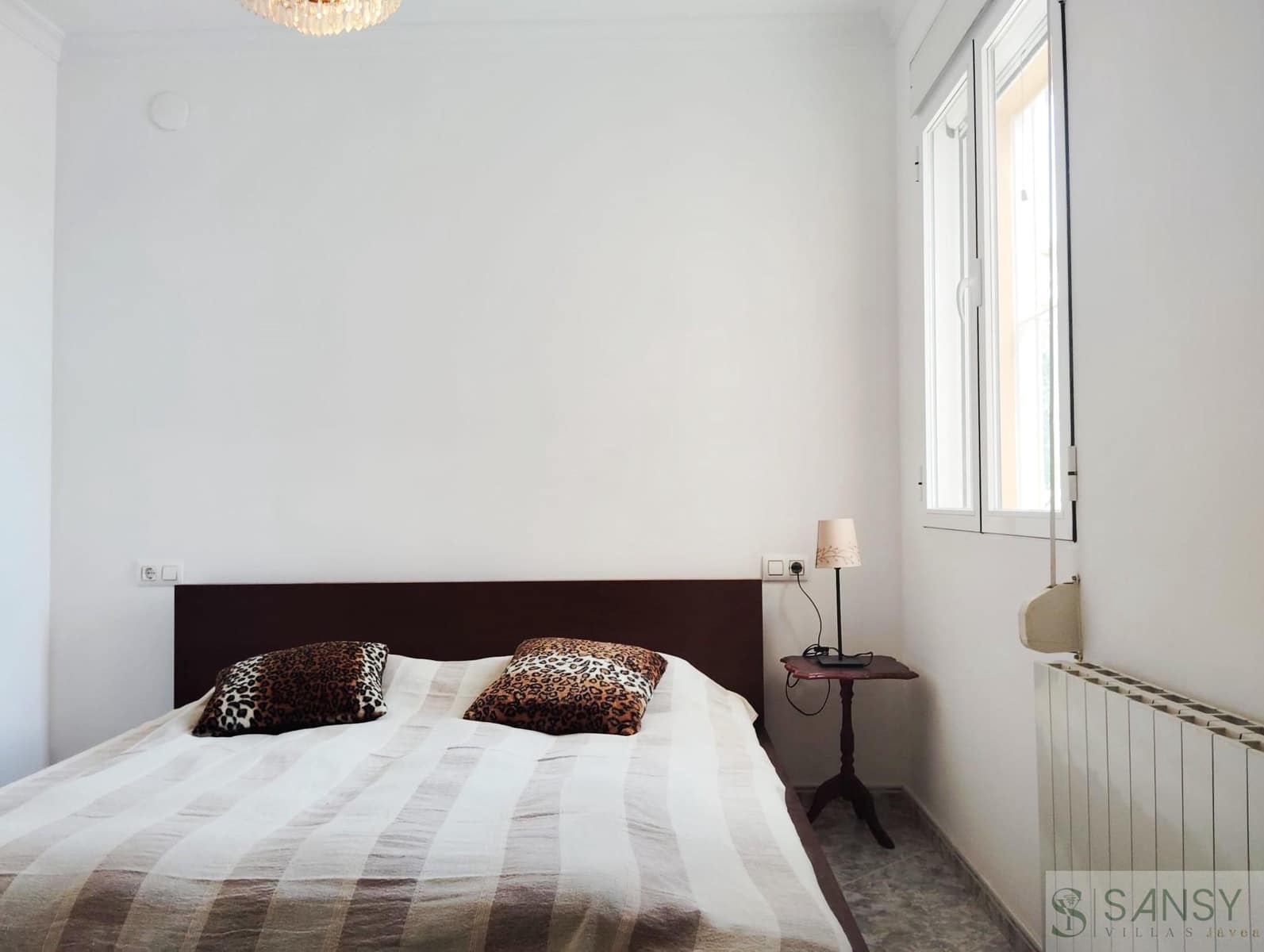 4 sypialnia Willa na sprzedaż w Calpe / Calp z basenem garażem - 716 000 € (Ref: 9346600)