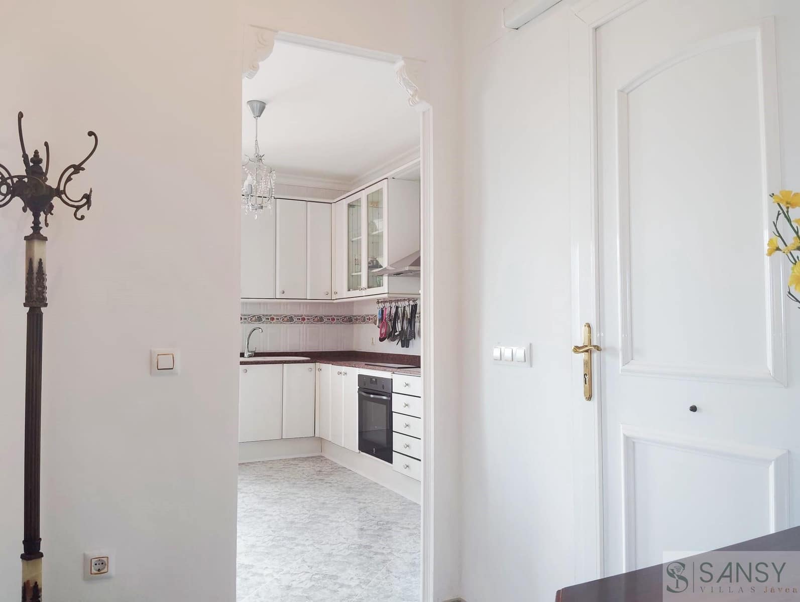 4 sypialnia Willa na sprzedaż w Calpe / Calp z basenem garażem - 716 000 € (Ref: 9346600)