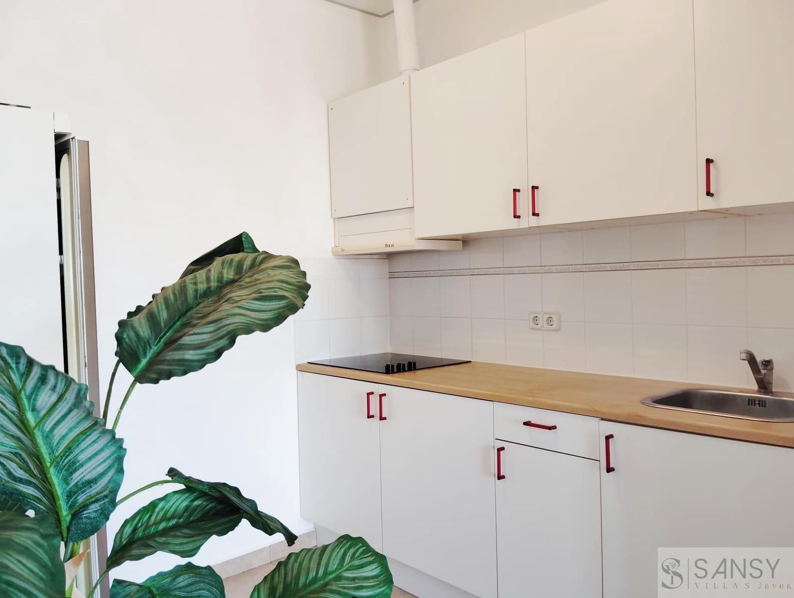 4 sypialnia Willa na sprzedaż w Calpe / Calp z basenem garażem - 716 000 € (Ref: 9346600)