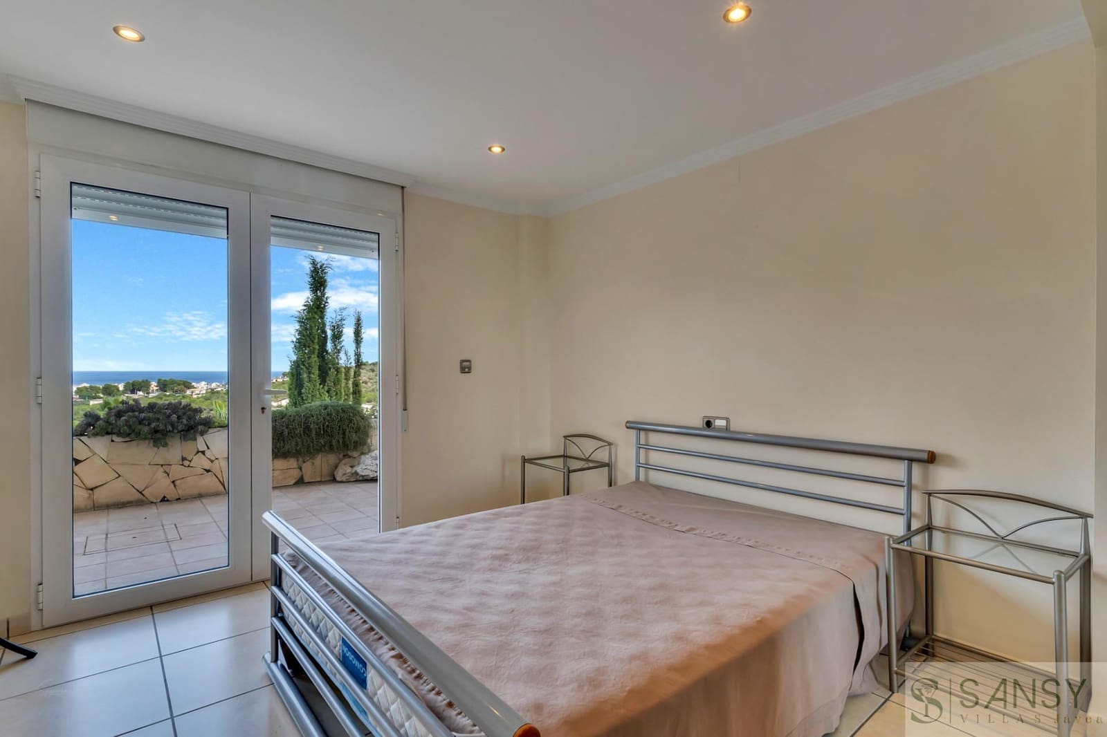 6 soveværelse Villa til salg i Javea / Xabia med swimmingpool garage - € 1.650.000 (Ref: 9352995)