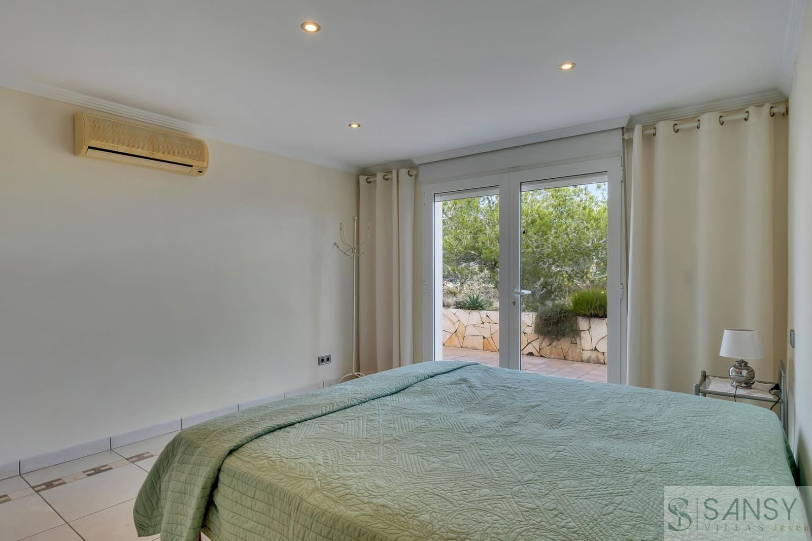 6 soveværelse Villa til salg i Javea / Xabia med swimmingpool garage - € 1.650.000 (Ref: 9352995)