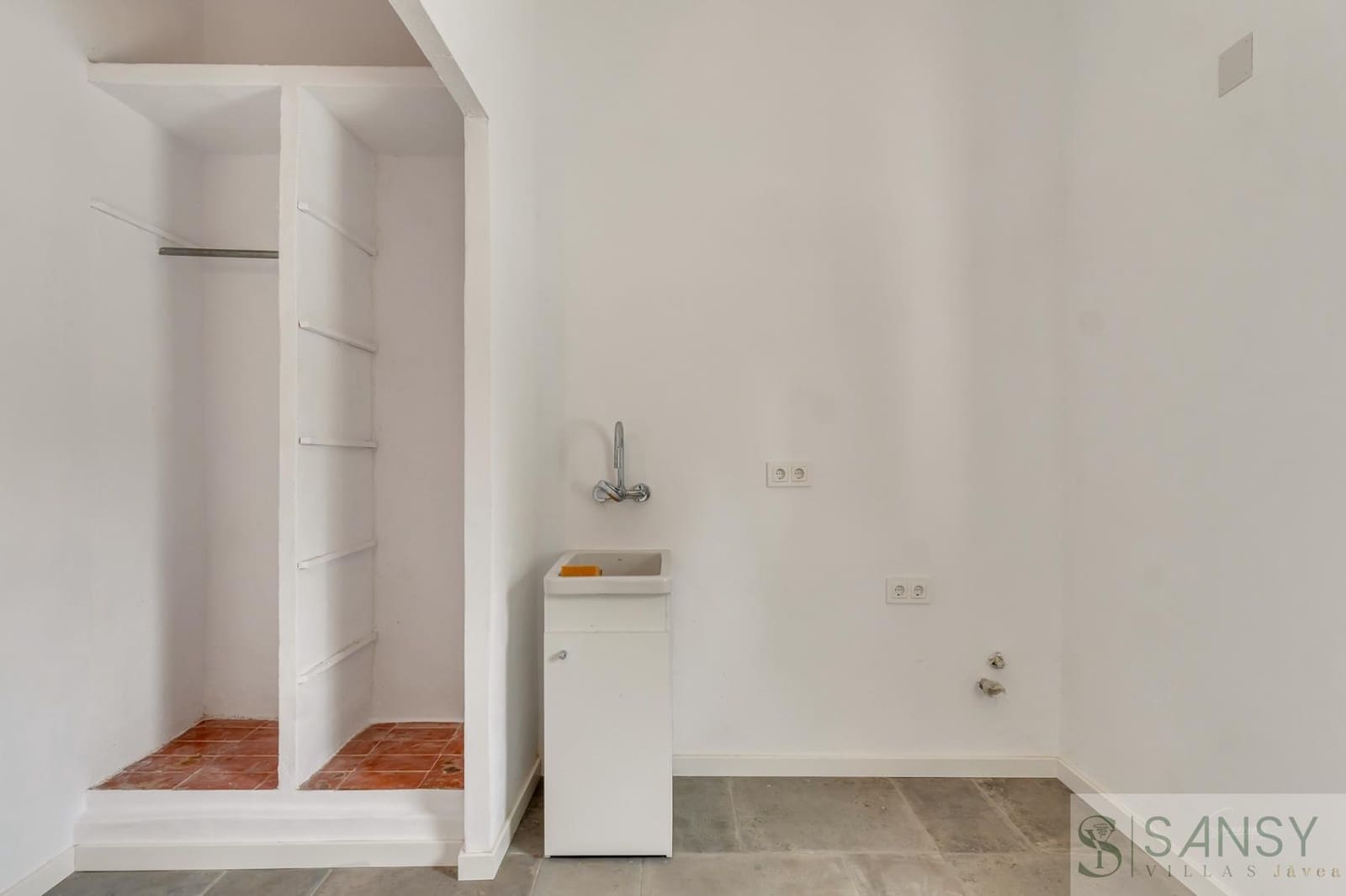 4 bedroom Villa for sale in Javea / Xabia with pool garage - € 1,600,000 (Ref: 9352996)