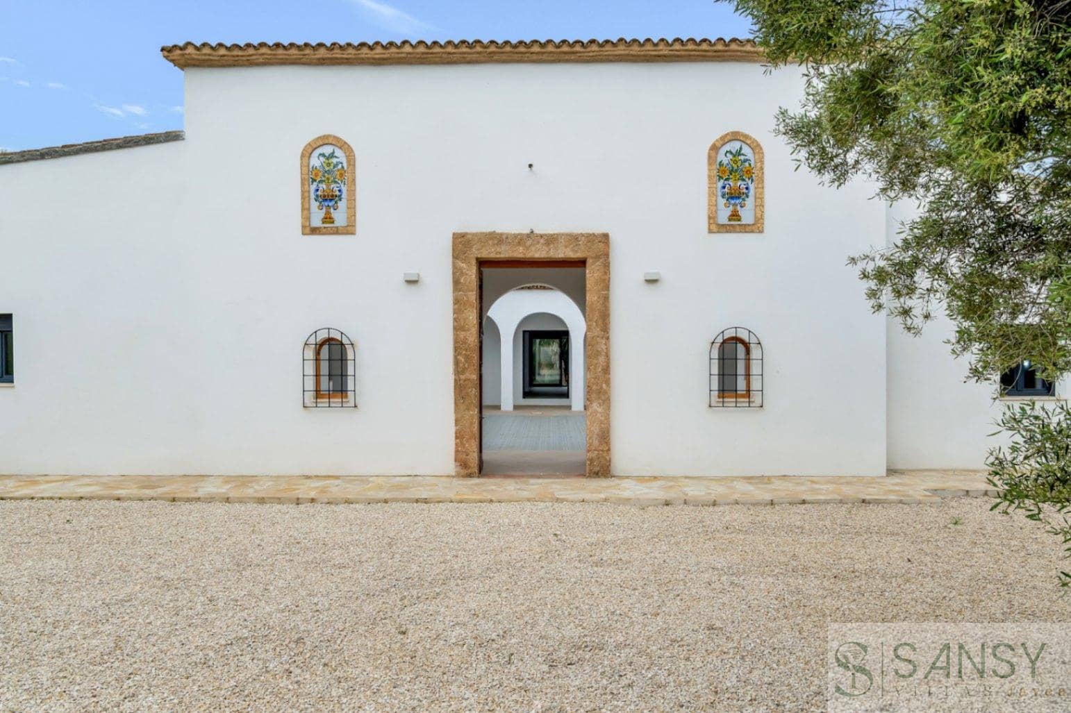4 bedroom Villa for sale in Javea / Xabia with pool garage - € 1,600,000 (Ref: 9352996)