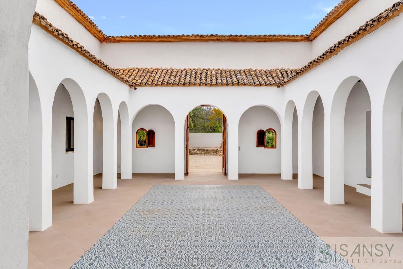 4 bedroom Villa for sale in Javea / Xabia with pool garage - € 1,600,000 (Ref: 9352996)