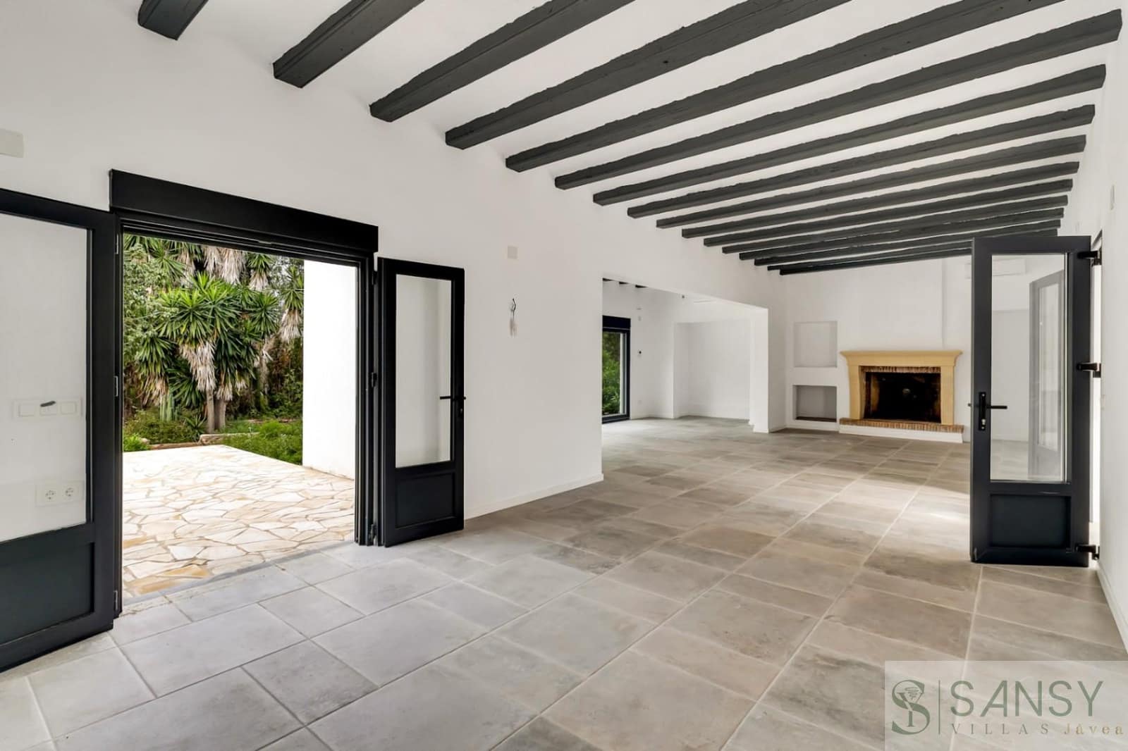 4 bedroom Villa for sale in Javea / Xabia with pool garage - € 1,600,000 (Ref: 9352996)