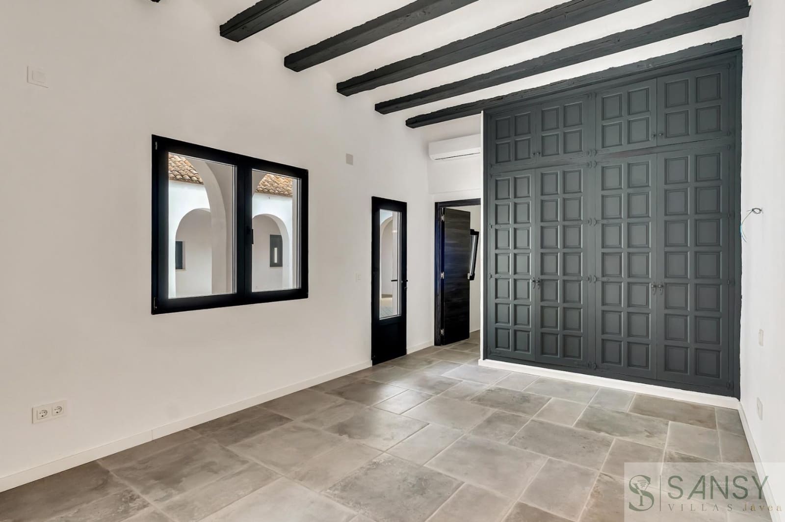 4 bedroom Villa for sale in Javea / Xabia with pool garage - € 1,600,000 (Ref: 9352996)