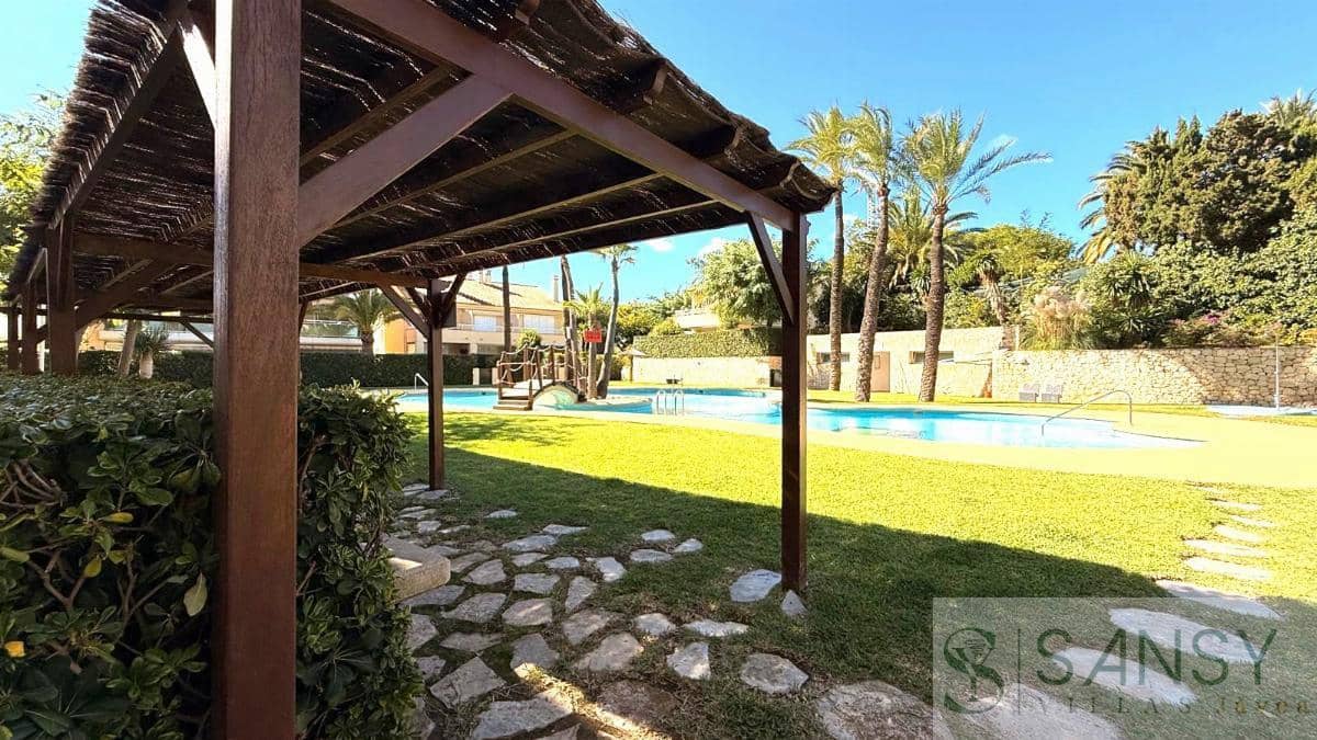 2 bedroom Apartment for rent in Javea / Xabia with pool garage - € 1,400 (Ref: 9355331)