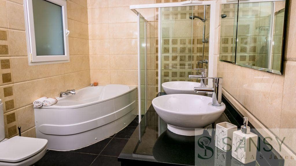 6 makuuhuone Huvila myytävänä paikassa Javea / Xabia mukana uima-altaan 
autotalli - 1 500 000 € (Ref: 9365992)