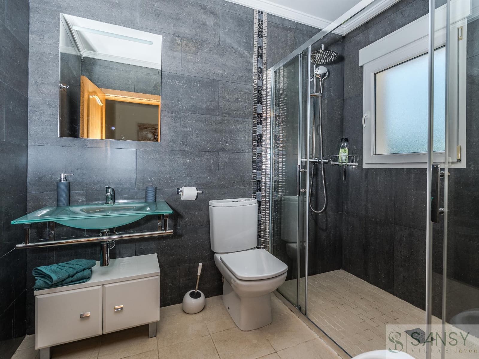 6 makuuhuone Huvila myytävänä paikassa Javea / Xabia mukana uima-altaan 
autotalli - 1 500 000 € (Ref: 9365992)