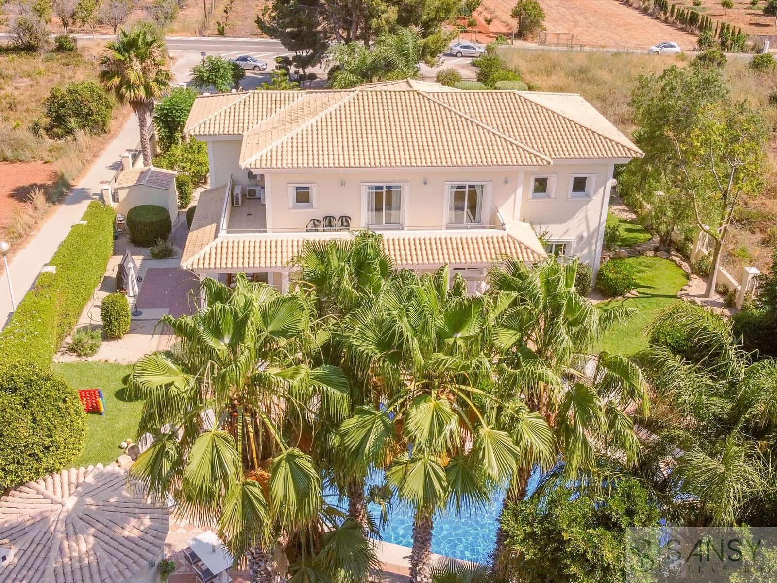 6 makuuhuone Huvila myytävänä paikassa Javea / Xabia mukana uima-altaan 
autotalli - 1 500 000 € (Ref: 9365992)