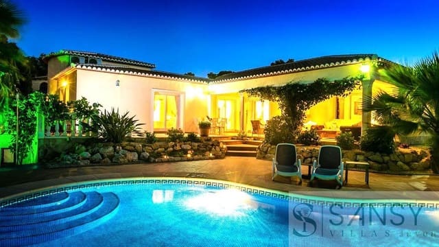 5 soveværelse Villa til salg i Portichol - Balcón al Mar, Javea / Xàbia med swimmingpool - € 750.000 (Ref: 9371518)