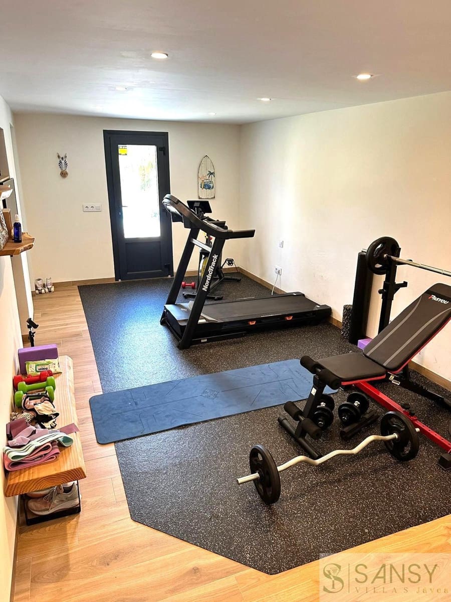 4 slaapkamer Villa te koop in Javea / Xabia met zwembad garage - € 1.690.000 (Ref: 9376493)