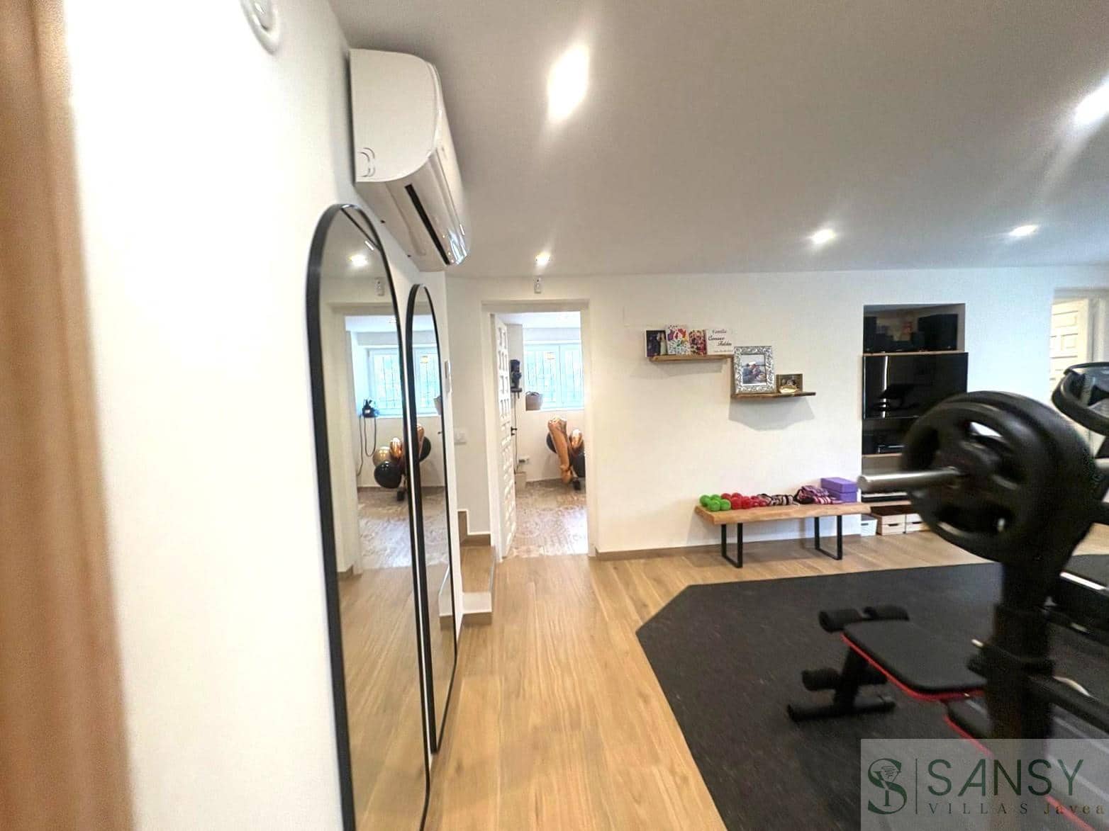 4 slaapkamer Villa te koop in Javea / Xabia met zwembad garage - € 1.690.000 (Ref: 9376493)