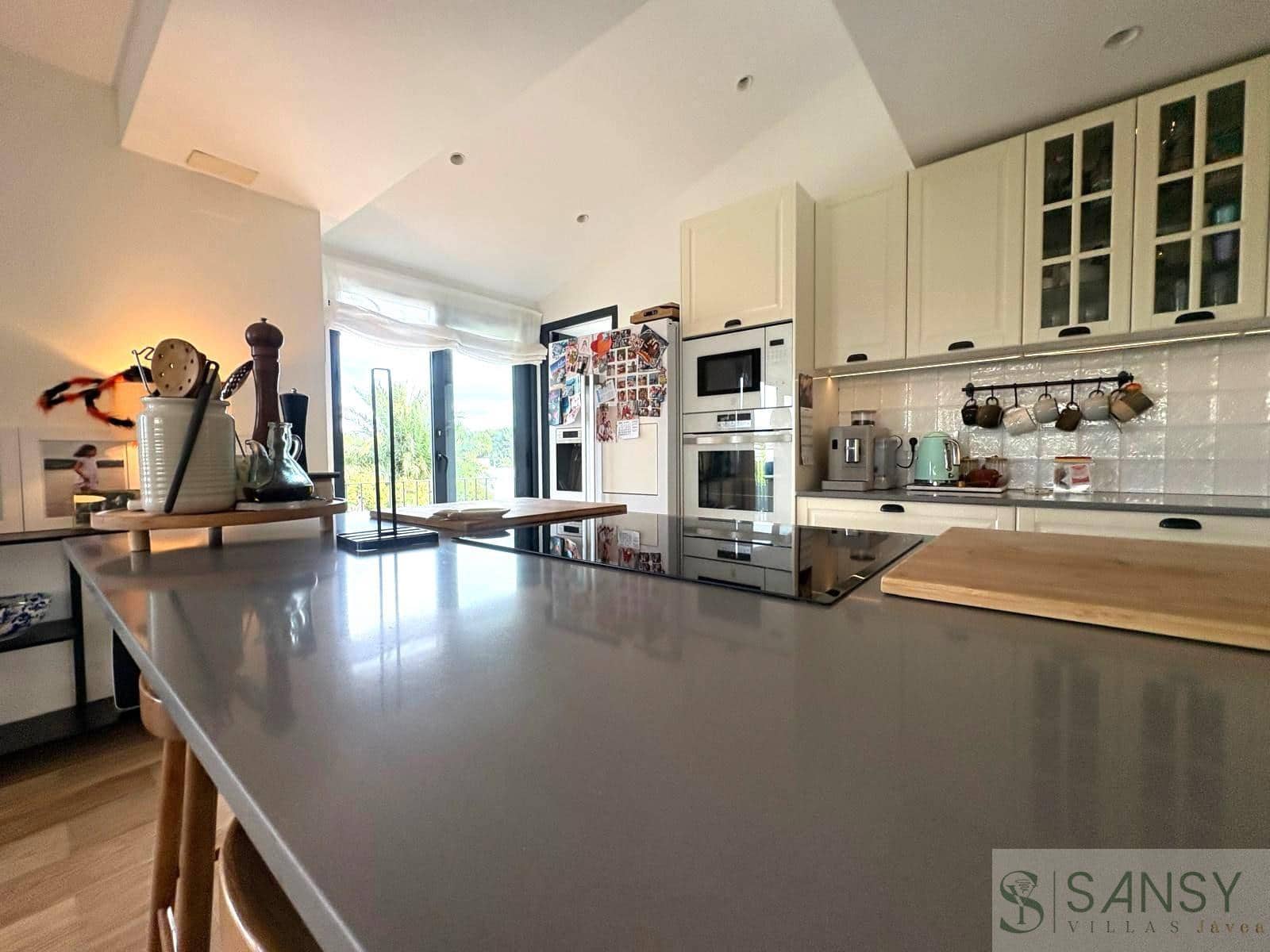 4 slaapkamer Villa te koop in Javea / Xabia met zwembad garage - € 1.690.000 (Ref: 9376493)