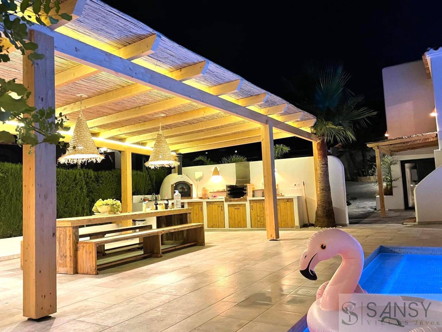 4 slaapkamer Villa te koop in Javea / Xabia met zwembad garage - € 1.690.000 (Ref: 9376493)