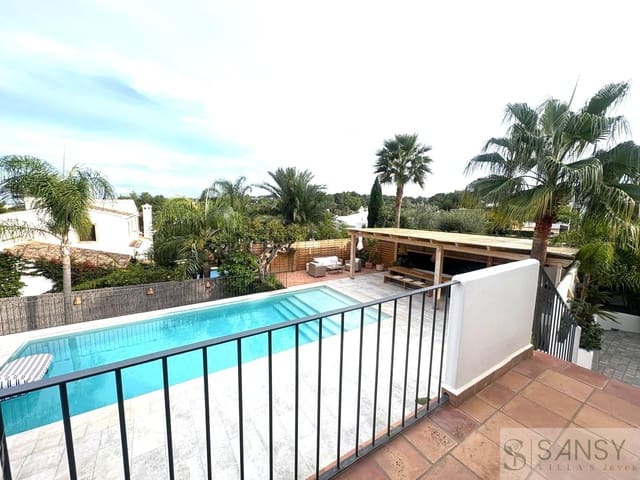 4 slaapkamer Villa te koop in Cap Martí - El Tossalet - Pinomar, Javea / Xàbia met zwembad garage - € 1.690.000 (Ref: 9376493)
