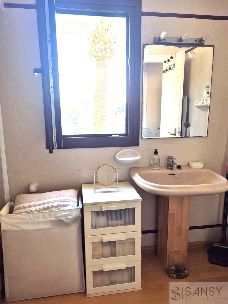 1 soverom Leilighet til salgs i Javea / Xabia med svømmebasseng garasje - € 260 000 (Ref: 9377740)