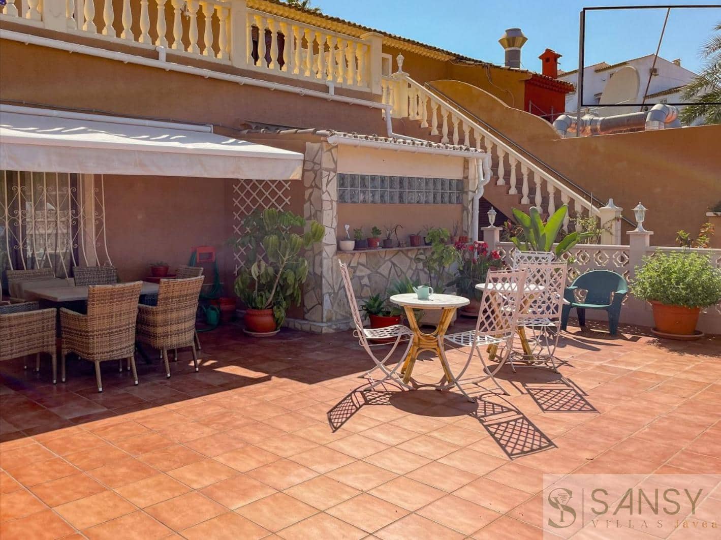6 bedroom Restaurant/Bar for sale in Denia - € 850,000 (Ref: 9382044)