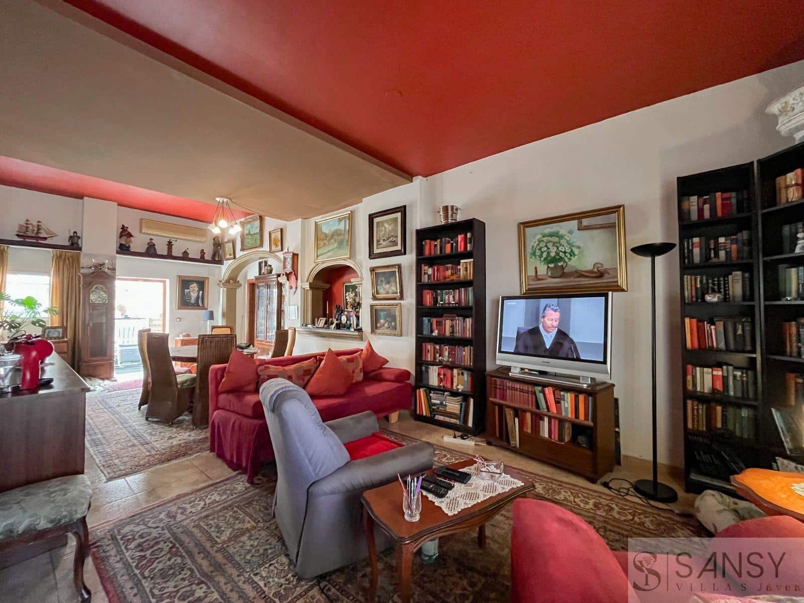 6 bedroom Restaurant/Bar for sale in Denia - € 850,000 (Ref: 9382044)