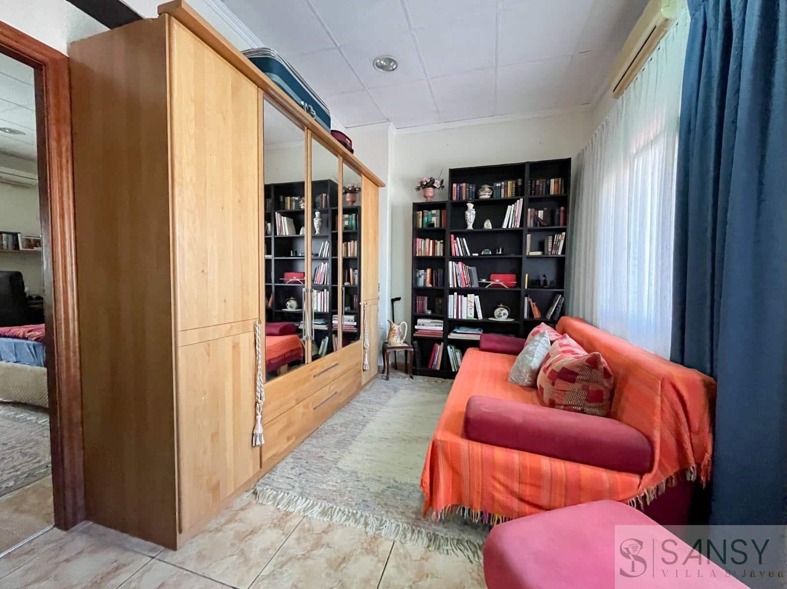 6 bedroom Restaurant/Bar for sale in Denia - € 850,000 (Ref: 9382044)