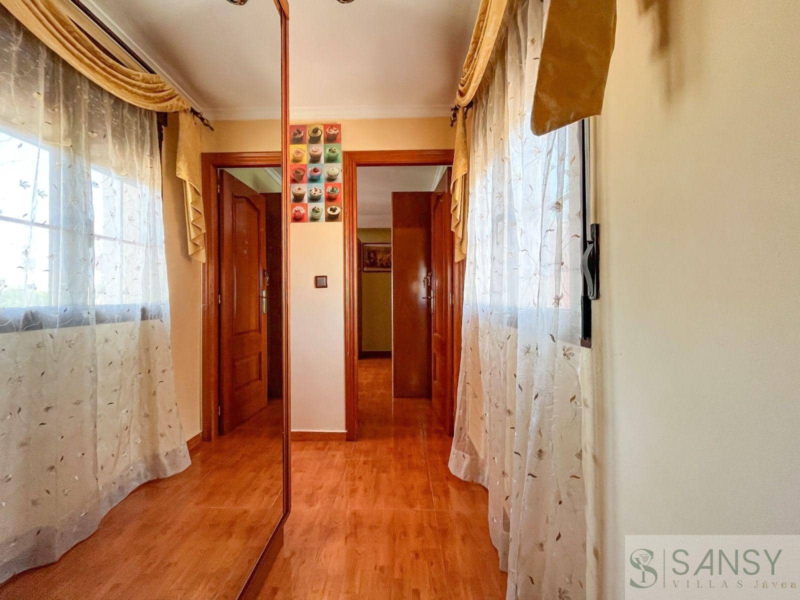 6 bedroom Restaurant/Bar for sale in Denia - € 850,000 (Ref: 9382044)