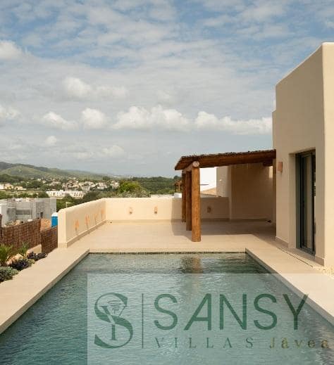 3 soveværelse Villa til salg i Javea / Xabia med swimmingpool - € 1.375.000 (Ref: 9398003)